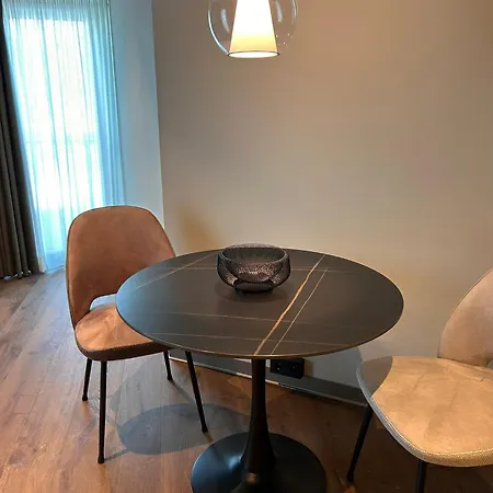 Boardatfour Apartment